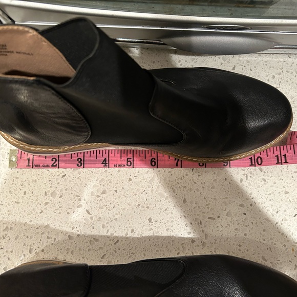 Kelly & Kate Ankle Boots - Picture 12 of 13